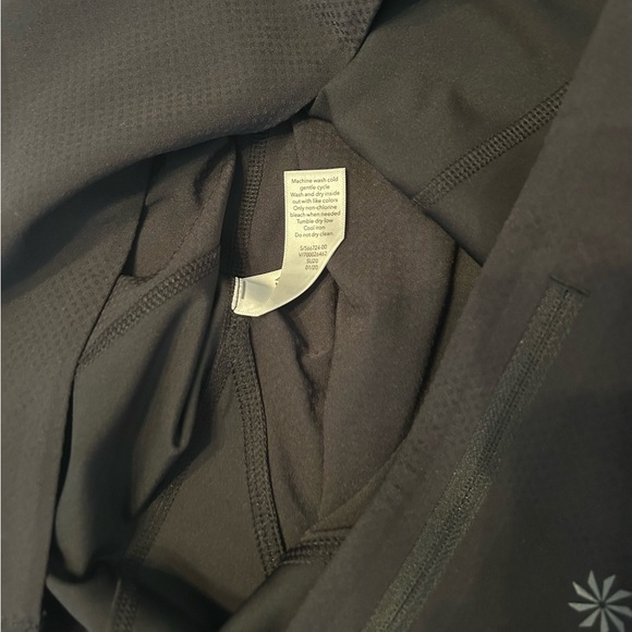 Athleta Ultimate Dobby Mesh Capri Size SP Black NWT - Picture 11 of 11